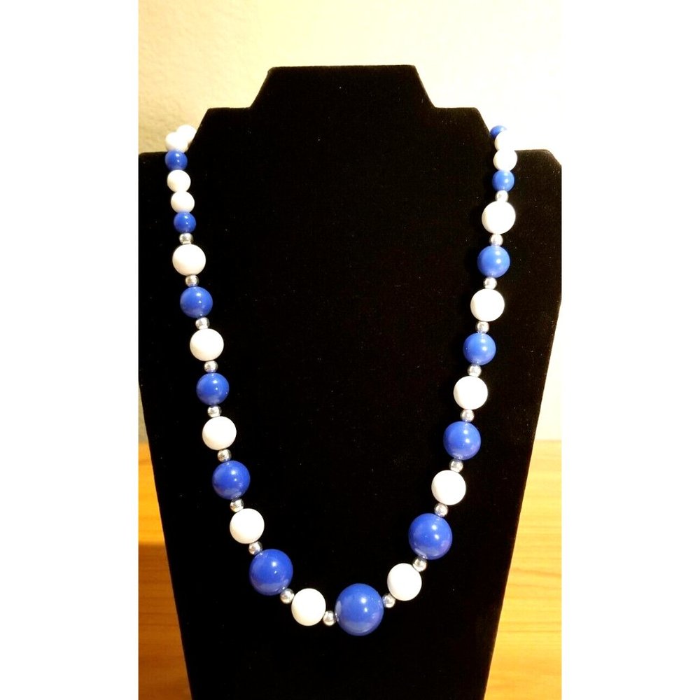 **Vintage Monet  Chunky Graduated White and Blue Beaded Necklace Nautical**